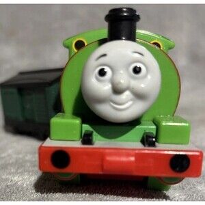 Thomas & Friends PERCY 2009 Trackmaster Train Engine Motorized Mattel And Cart